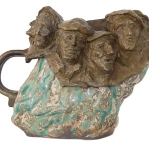 Pichet en bronze et céramique couleur céladon